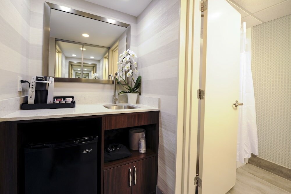 Фото Holiday Inn Niagara Falls - by The Falls