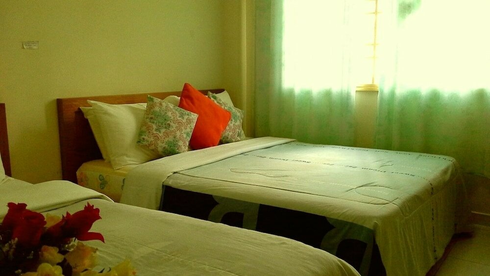 Фото Kpw at Royal Lily Apartment