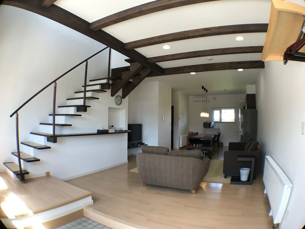 Фото Tsuru Apartments