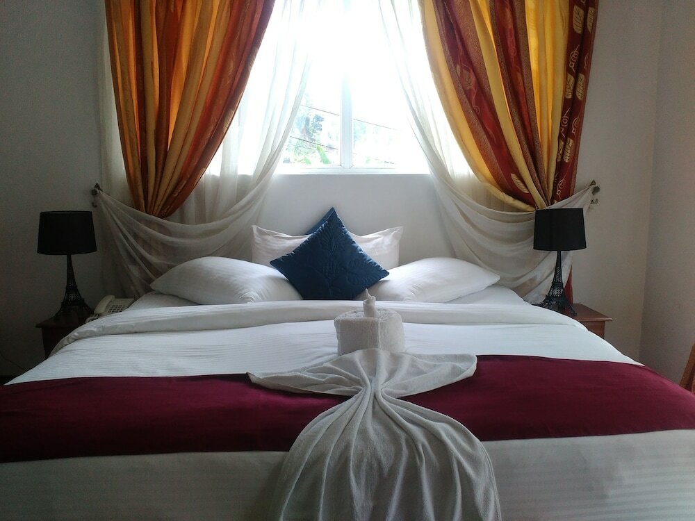 Фото Midky Hotel