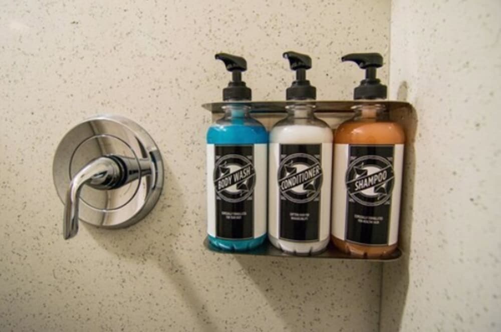 Фото The Bartlett Hotel and Guesthouse