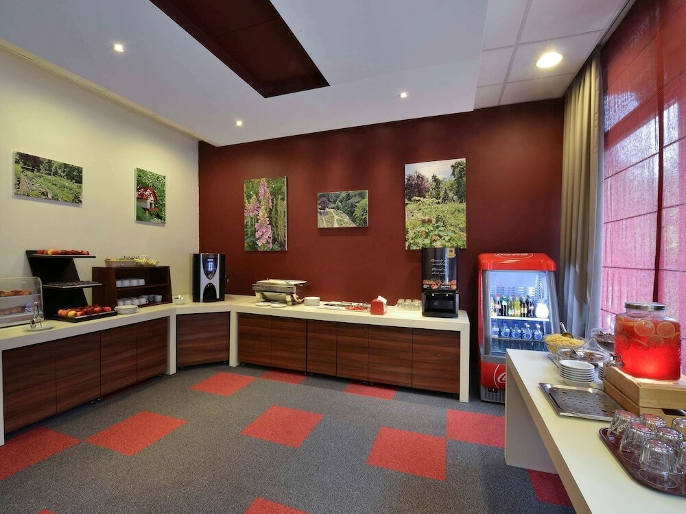 Фото Ibis Budapest Citysouth