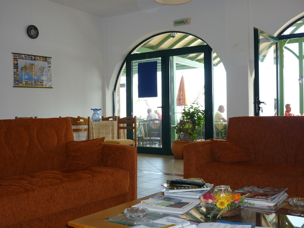 Фото Nereides Seaside Apartments