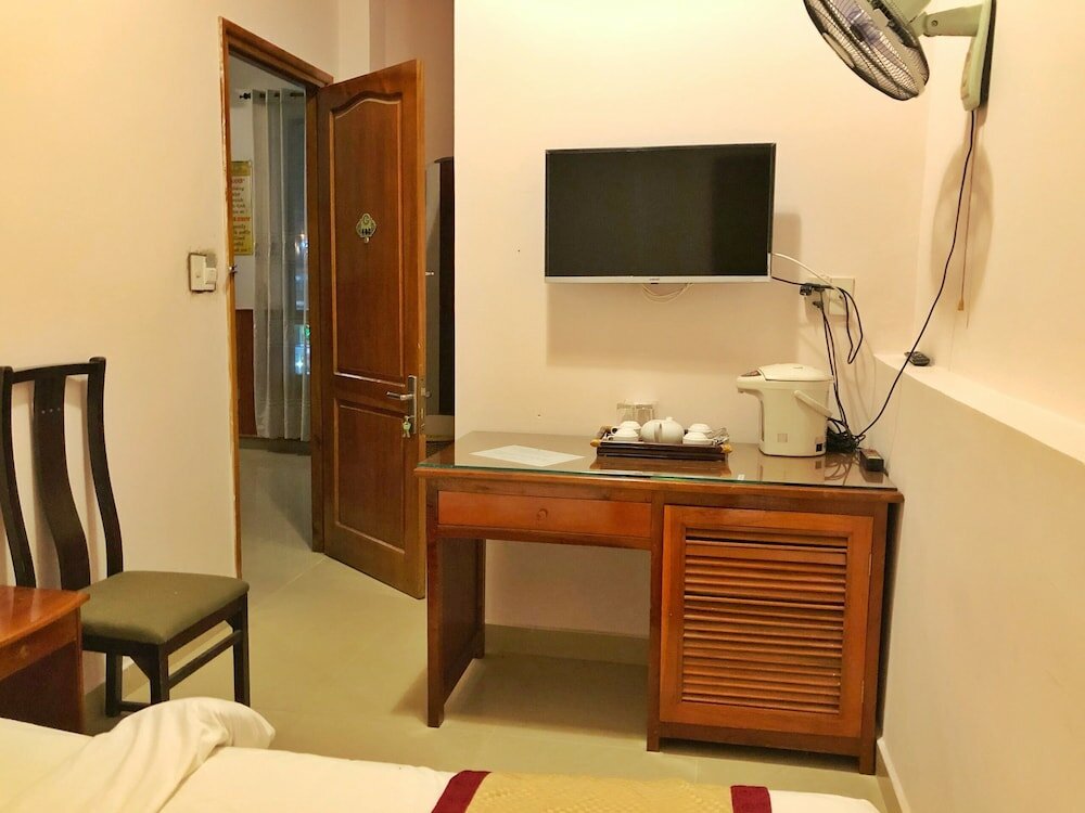 Фото Gold Night Hotel