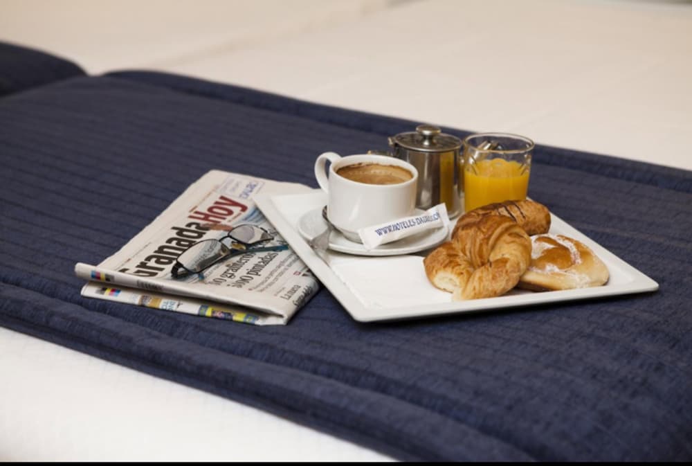 Фото Hotel Comfort Dauro 2