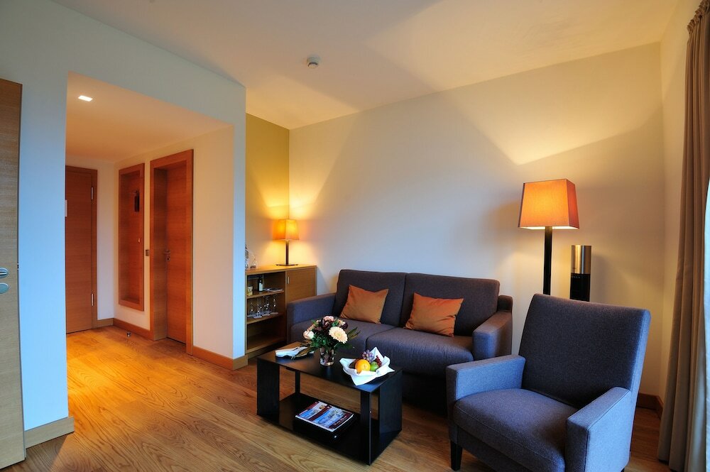 Фото Schlossgut Gross Schwansee