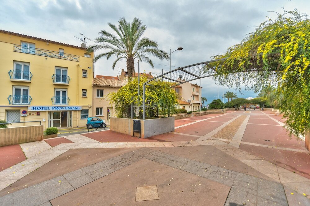 Фото Hotel Provencal