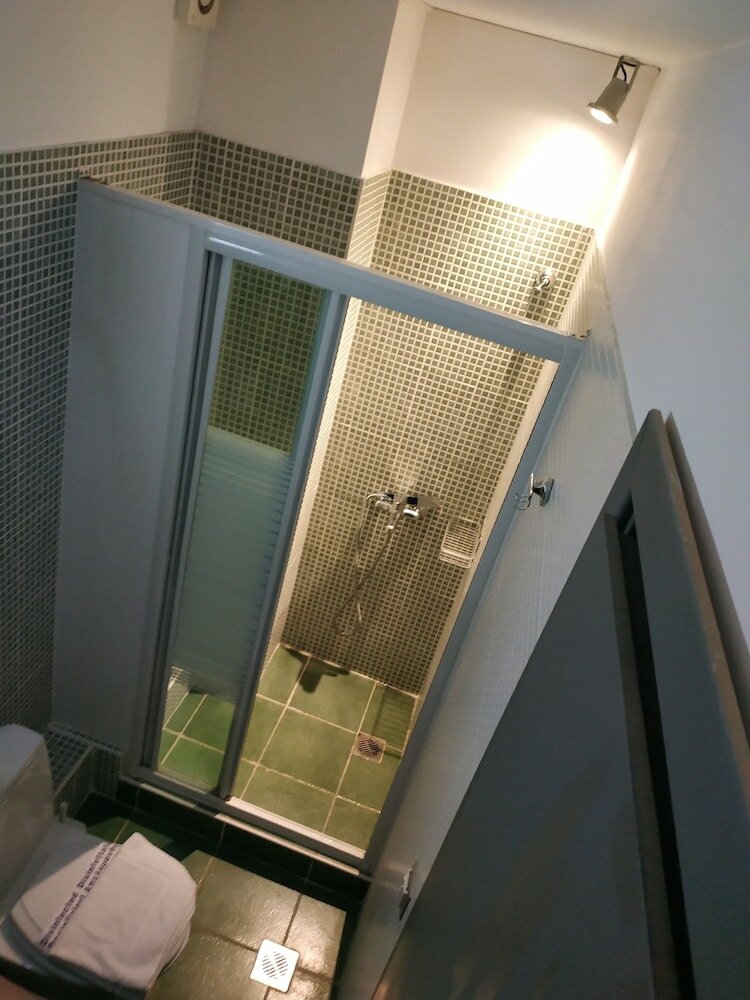 Фото RentRooms Thessaloniki