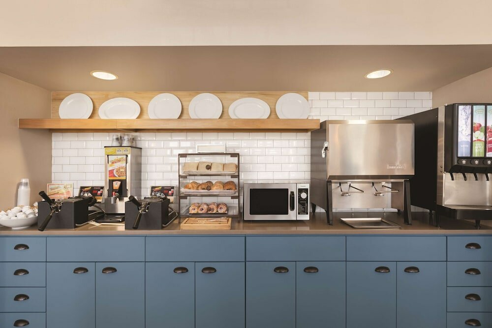 Фото Country Inn & Suites by Radisson, Orlando Airport, Fl