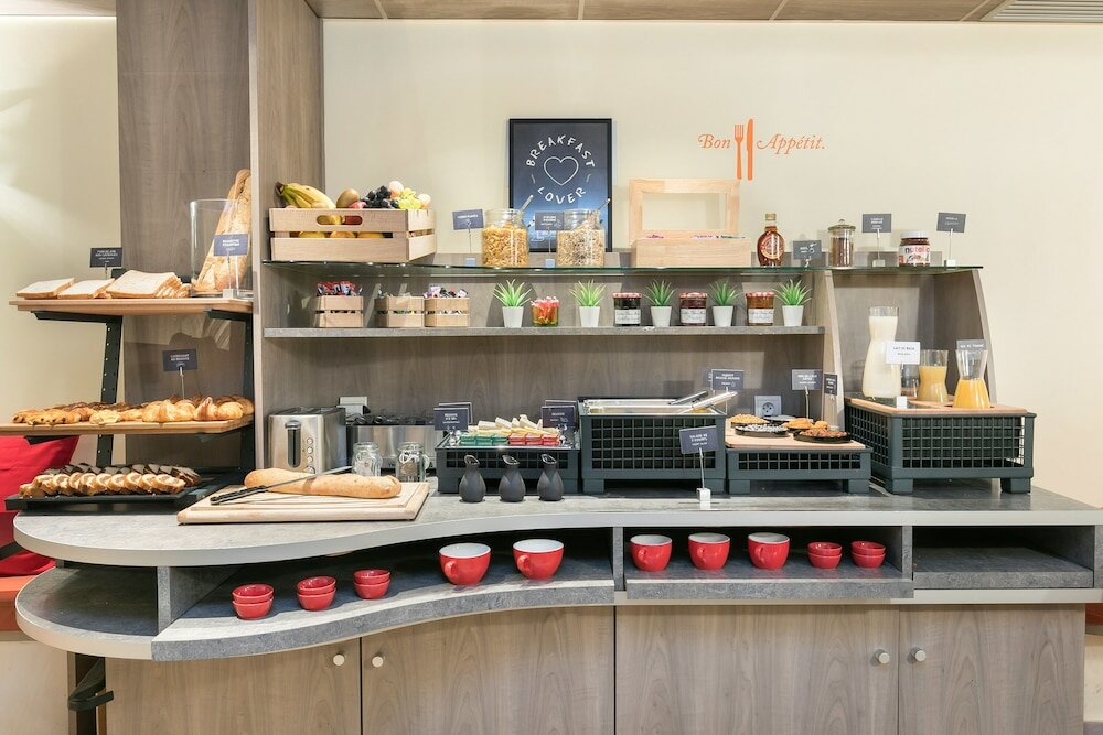 Фото Hotel Cervantes by Happyculture