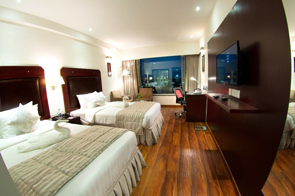 Фото отеля 2