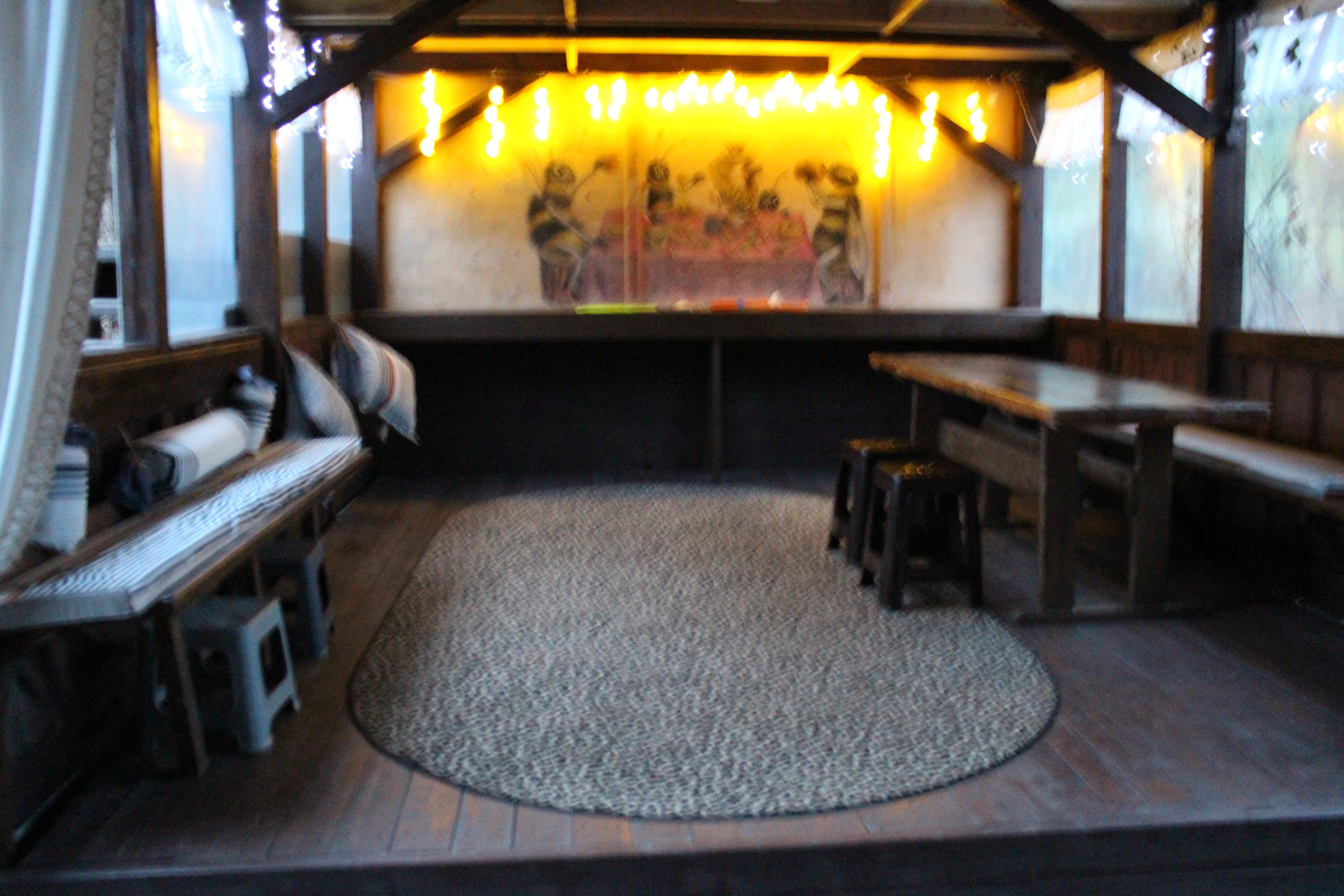 Фото Горная Пчела