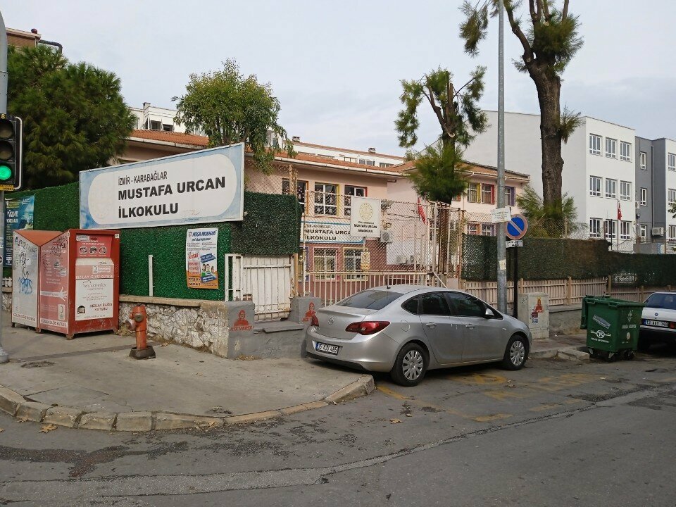 Primary school Mustafa Urcan Primary School, Izmir, photo