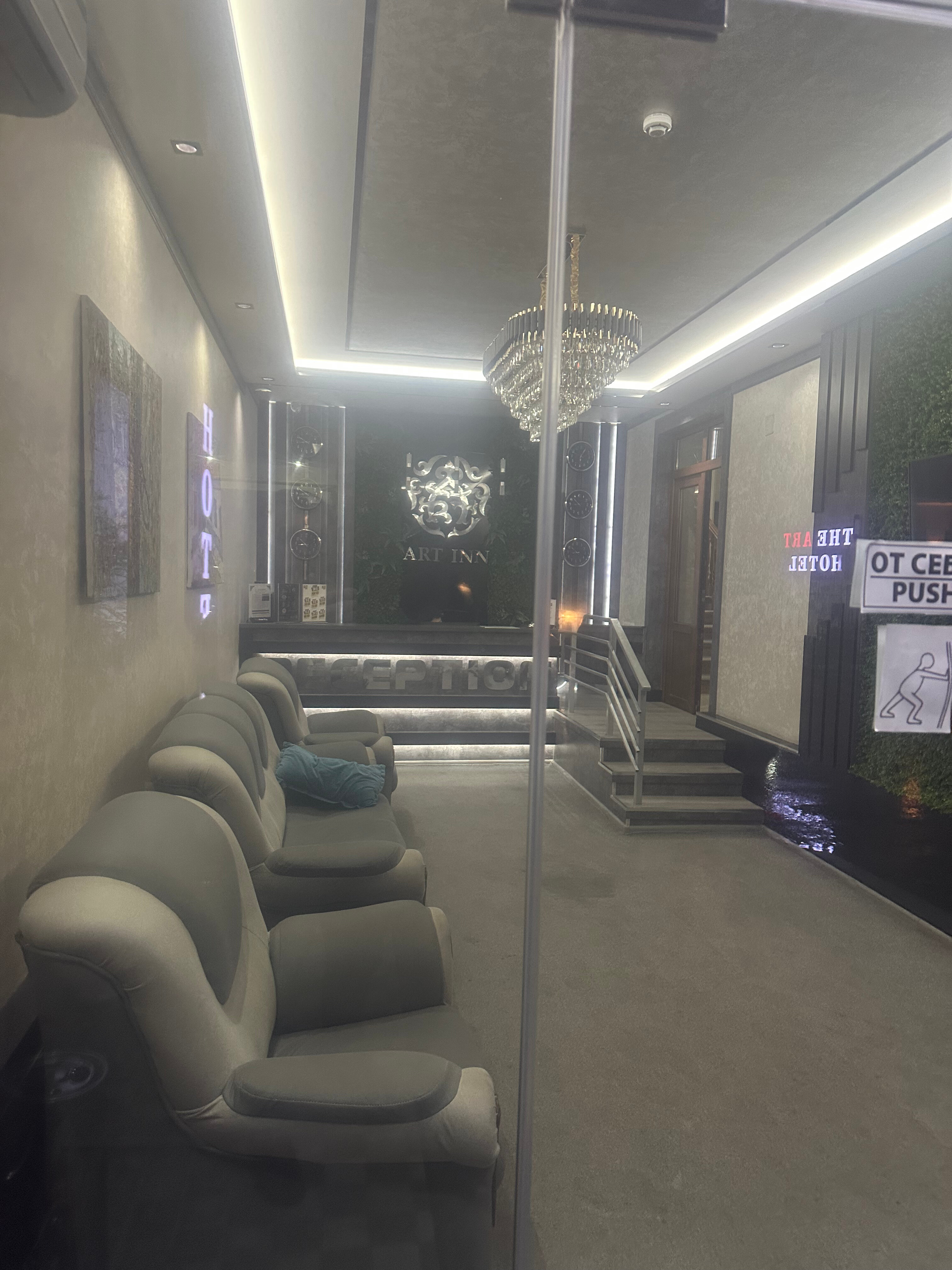 Фото Art Inn Hotel