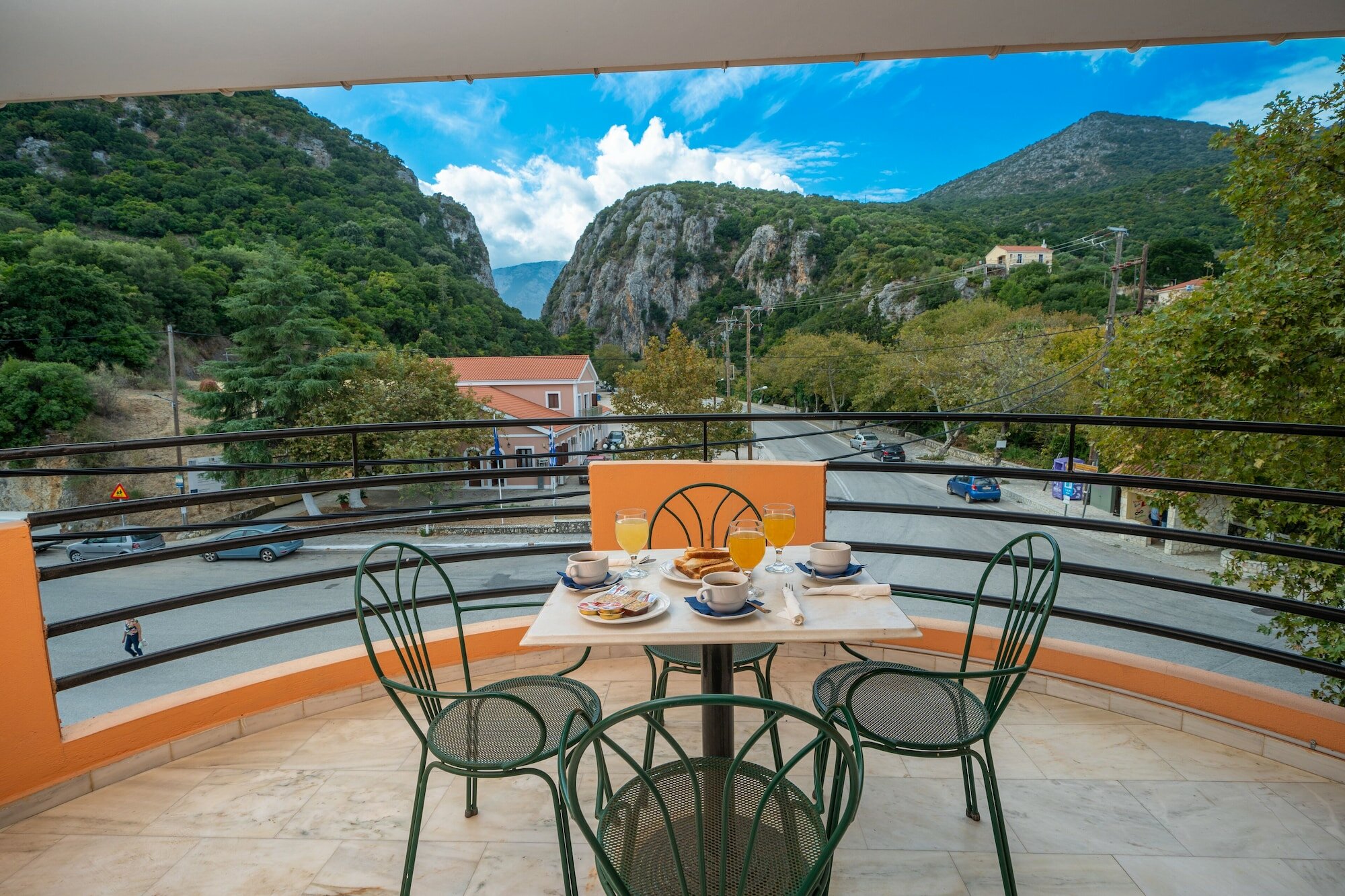 Фото Odysseus Palace