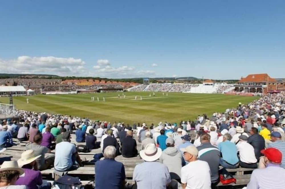 Фото 45 The Square Holiday Apartments