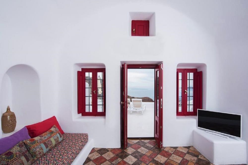 Фото The Architect's Cave House