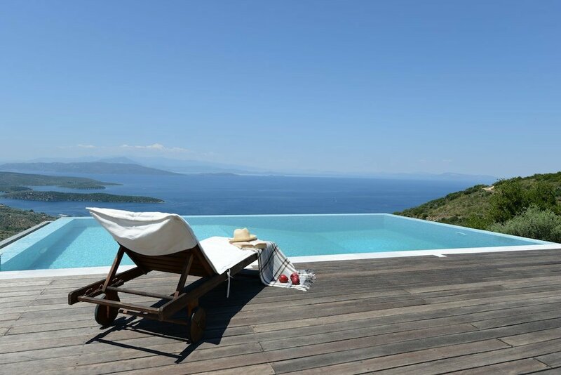 Гостиница Esperos Suites & Villas