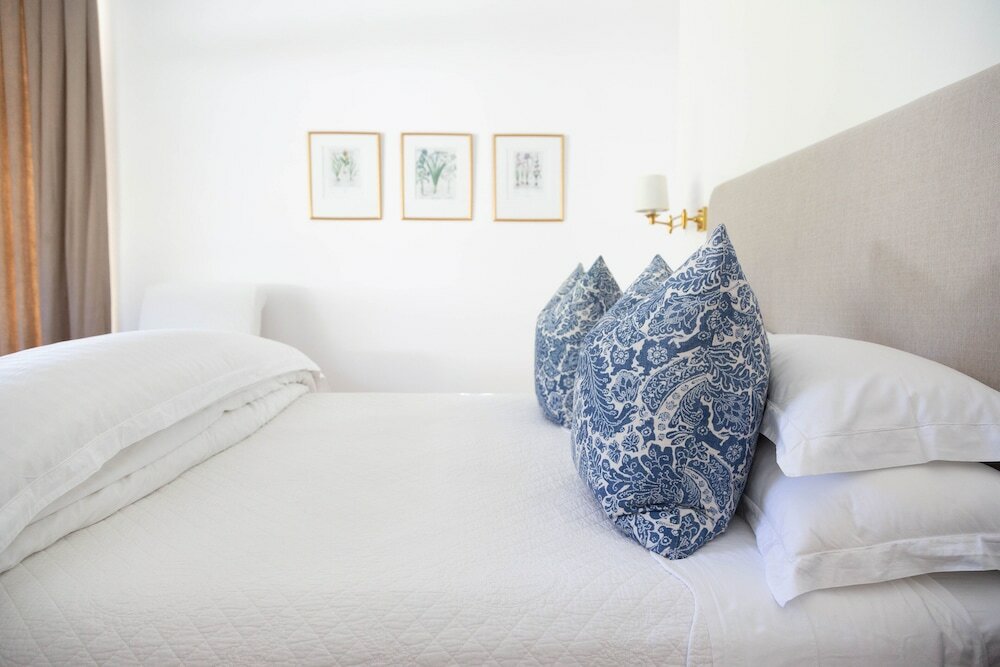 Фото Lily Pond House at Le Lude