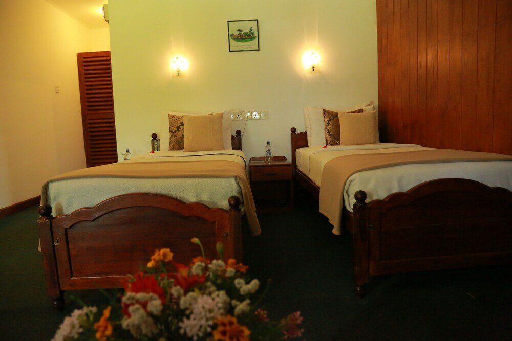 Фото Nuwara Eliya Golf Club