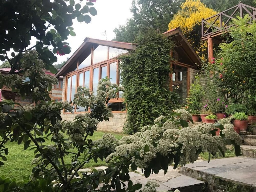 Фото Himalayan Kothi Kais