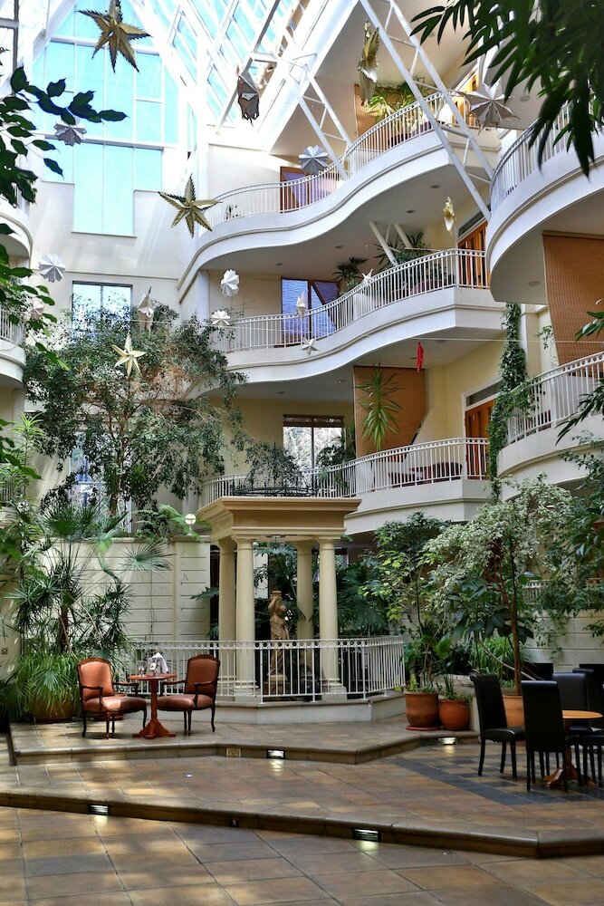 Фото отеля 2