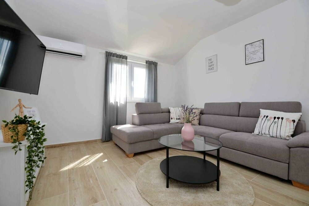 Фото Apartments Enida