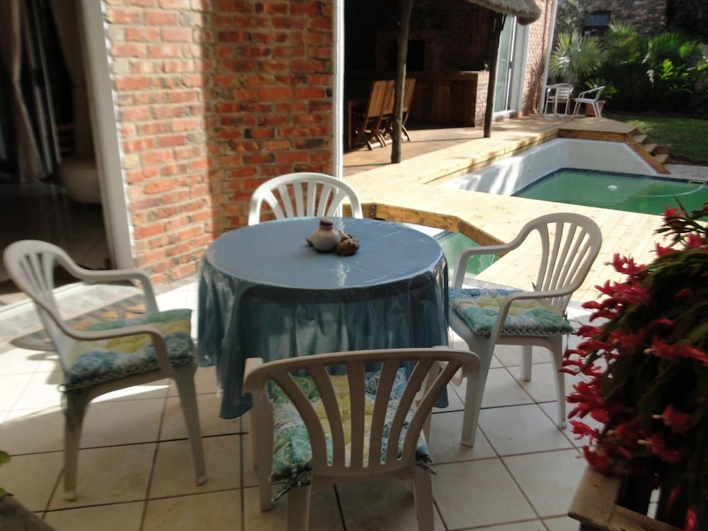 Фото Bluewater Beach Accommodation