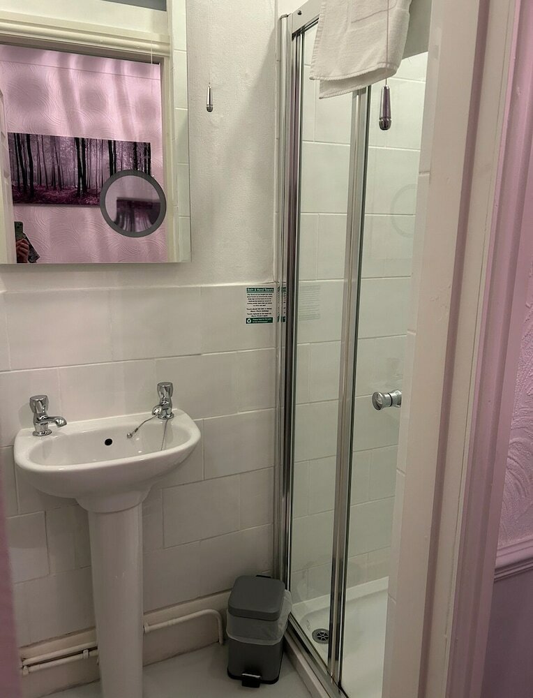 Фото The Russell