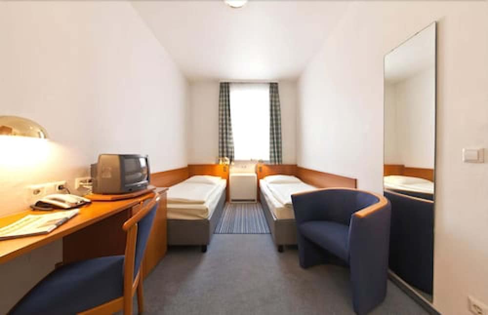 Фото Centrum Hotel Commerz am Bhf Hamburg Altona