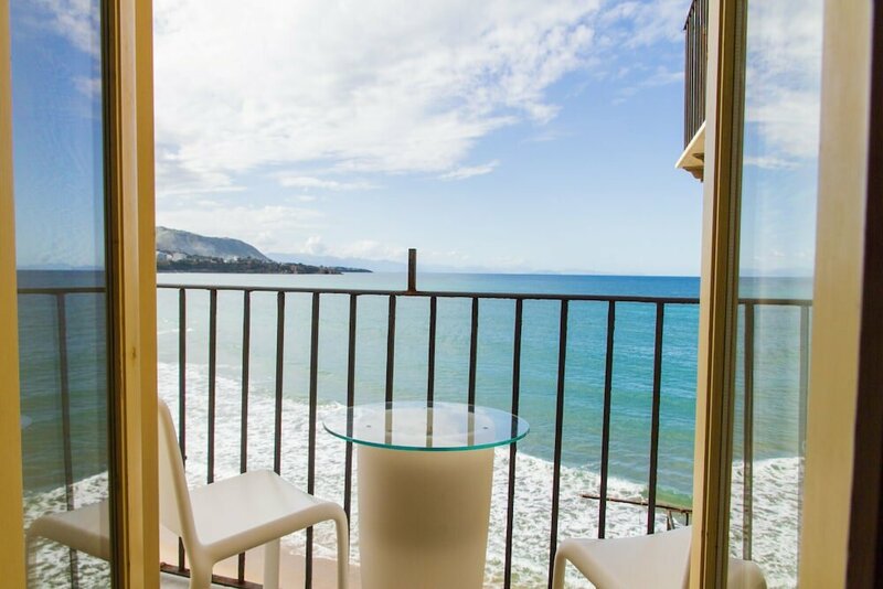 Апартаменты Balcone sul mare в Чефалу