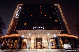 отель Pullman Бухарест Уорлд Трейд Центр