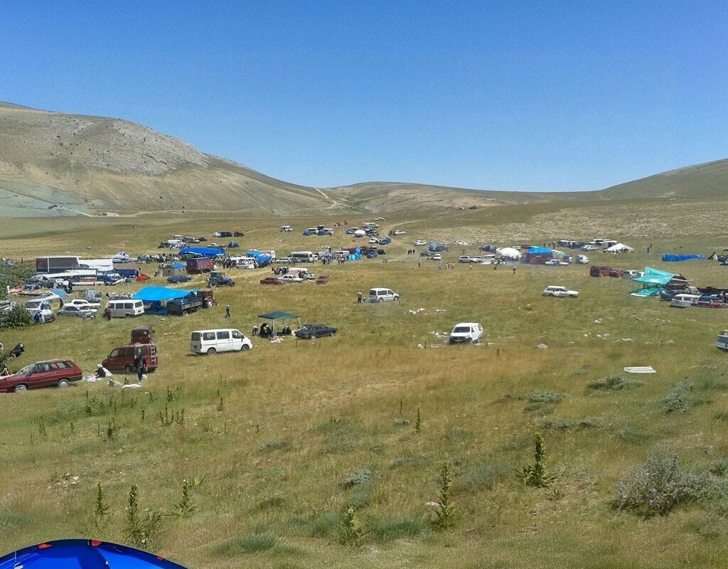 Primary school Kayaalti Primary School, Pinarbasi, photo