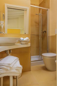 Фото Casa Fola - City Centre Rooms