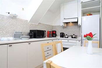 Фото The Queen Luxury Apartments - Villa Gemma