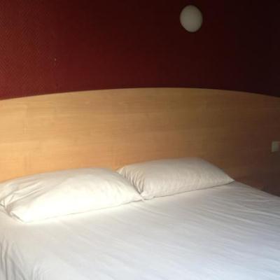 Фото Hotel D'Anjou Levallois-Perret