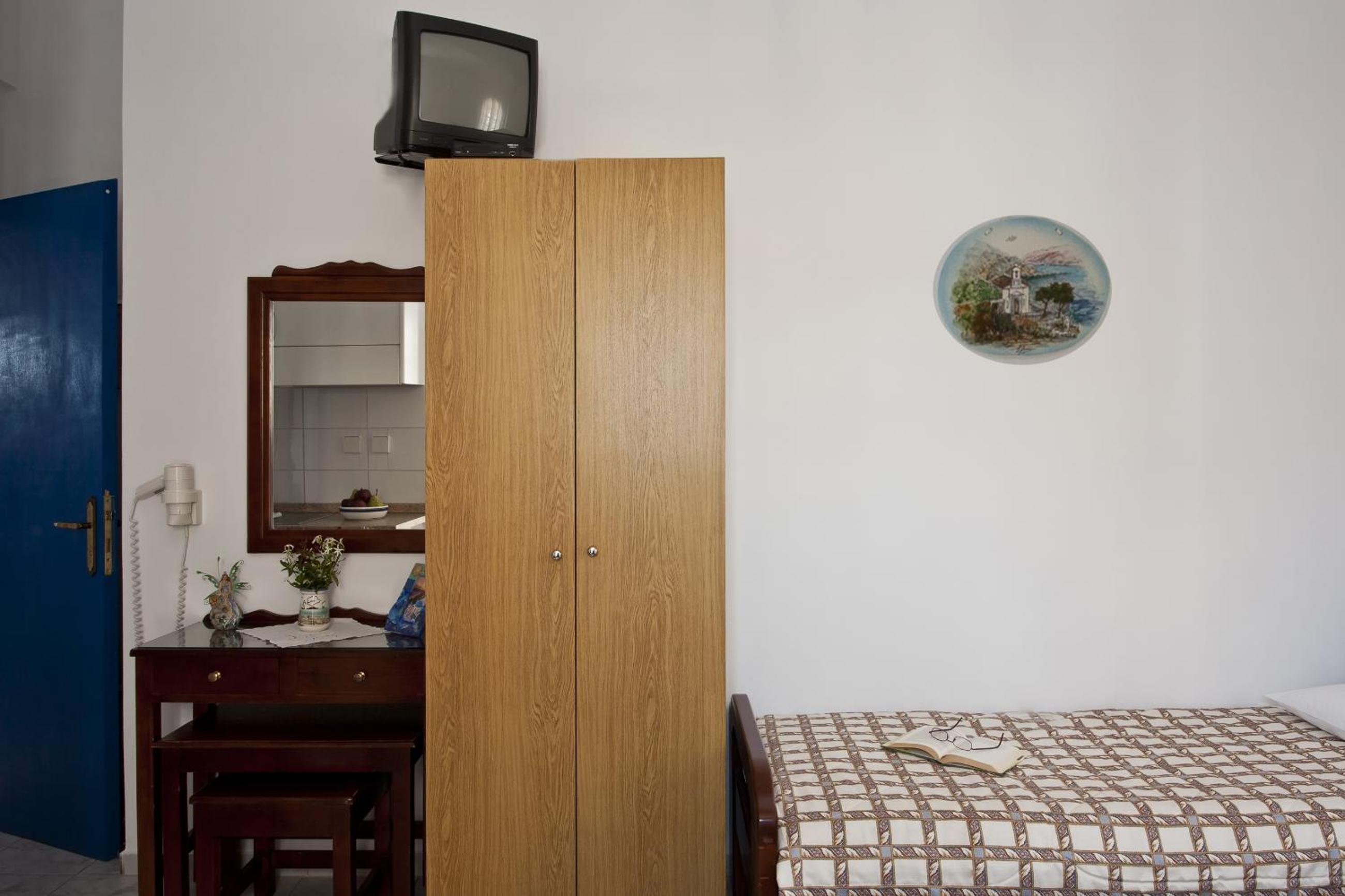 Фото Ancient Thera Studios