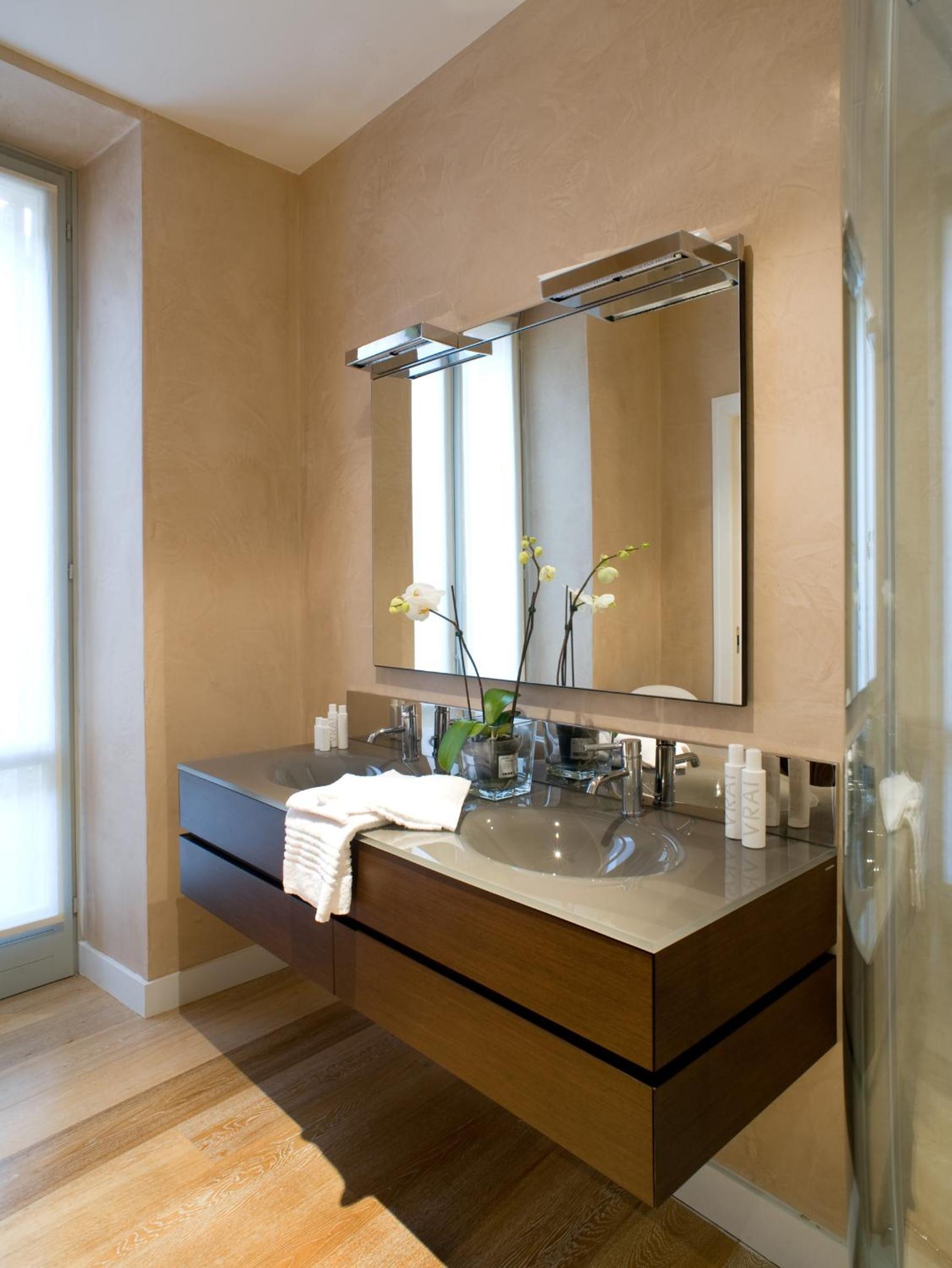 Фото Escalus Luxury Suites Verona