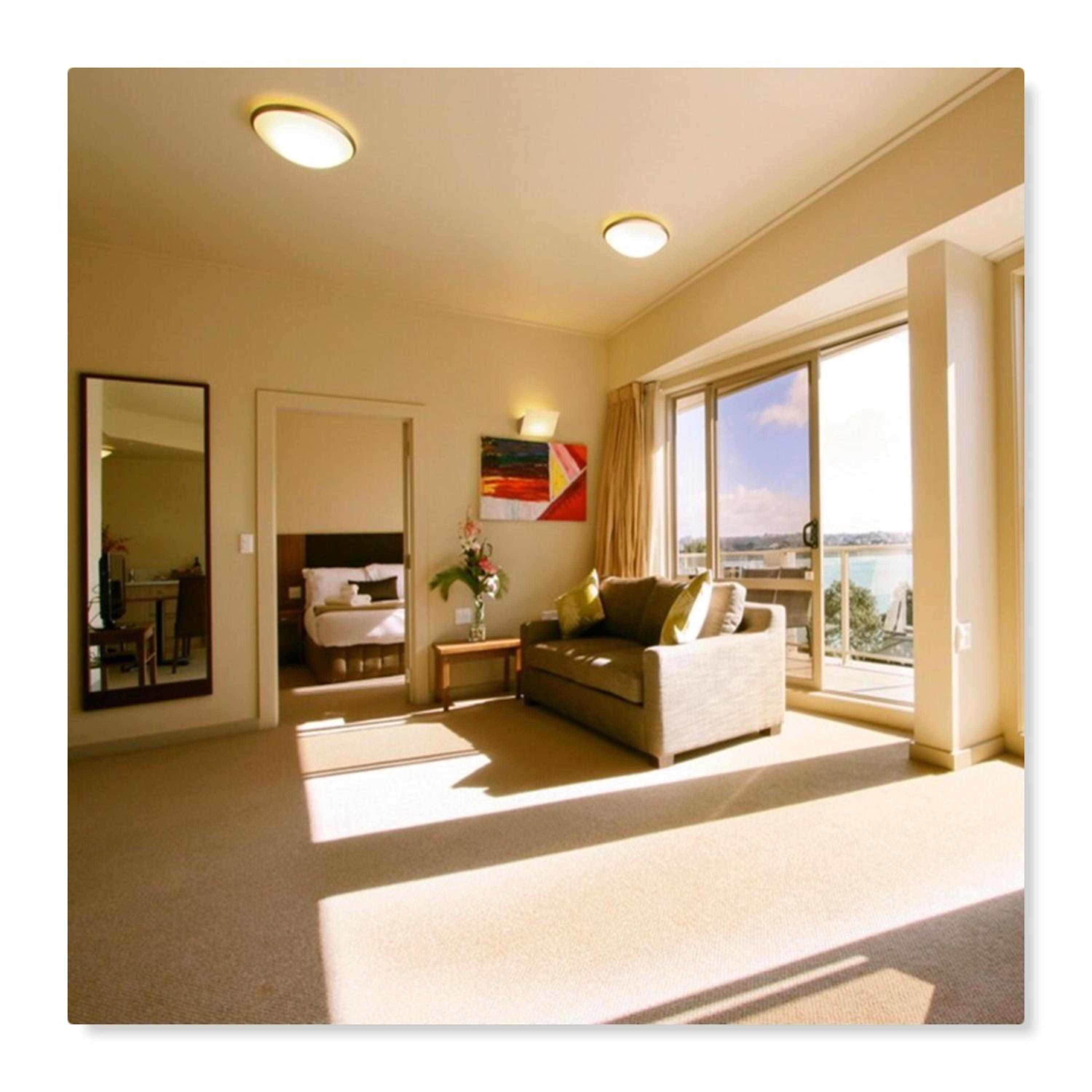 Фото Ocean Breeze Hotel