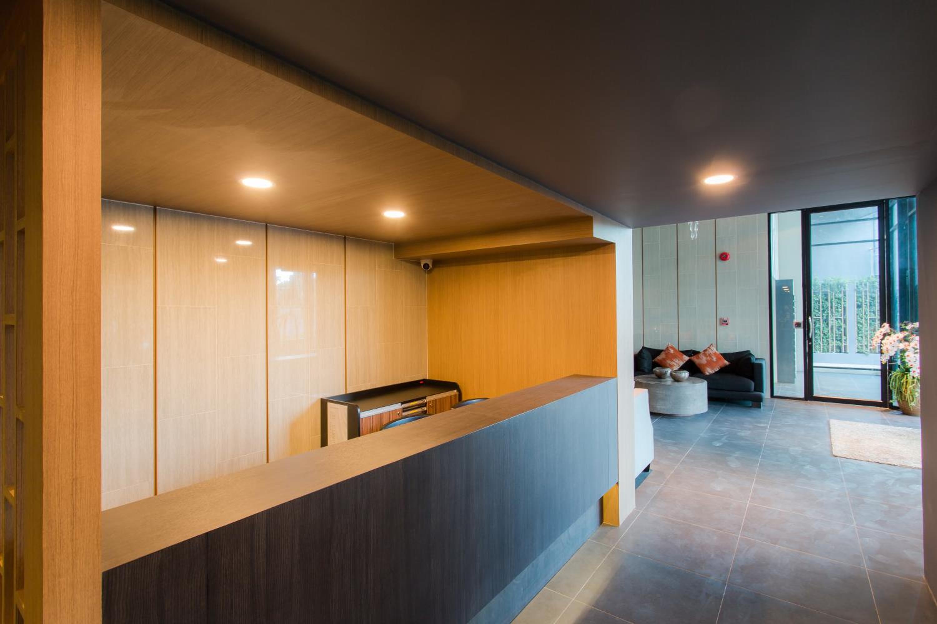 Фото 6th Avenue Surin Beach