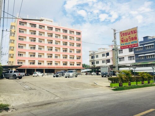 Гостиница P. A. Ville Hotel в Накхонсаване
