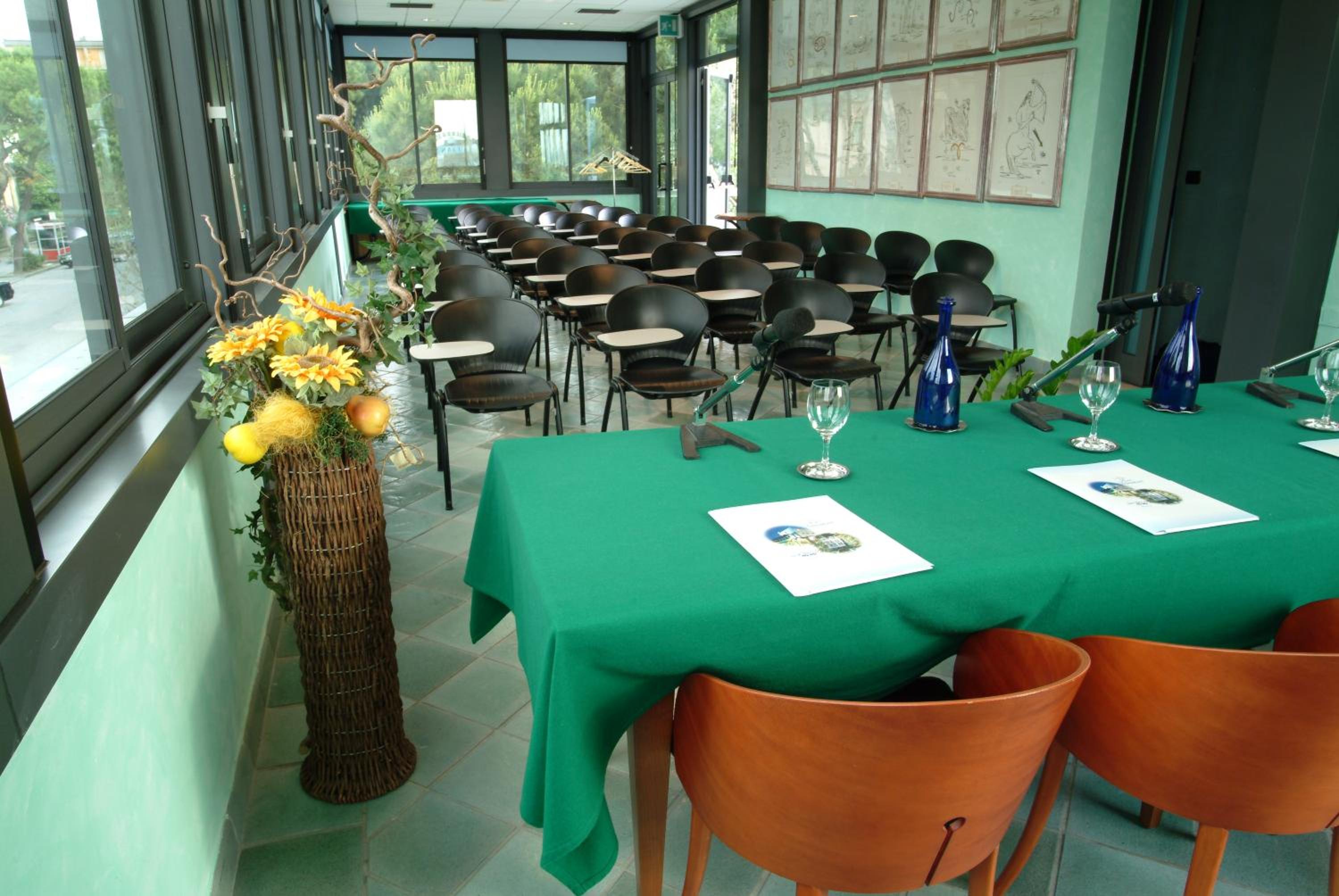 Фото Hotel Miramare