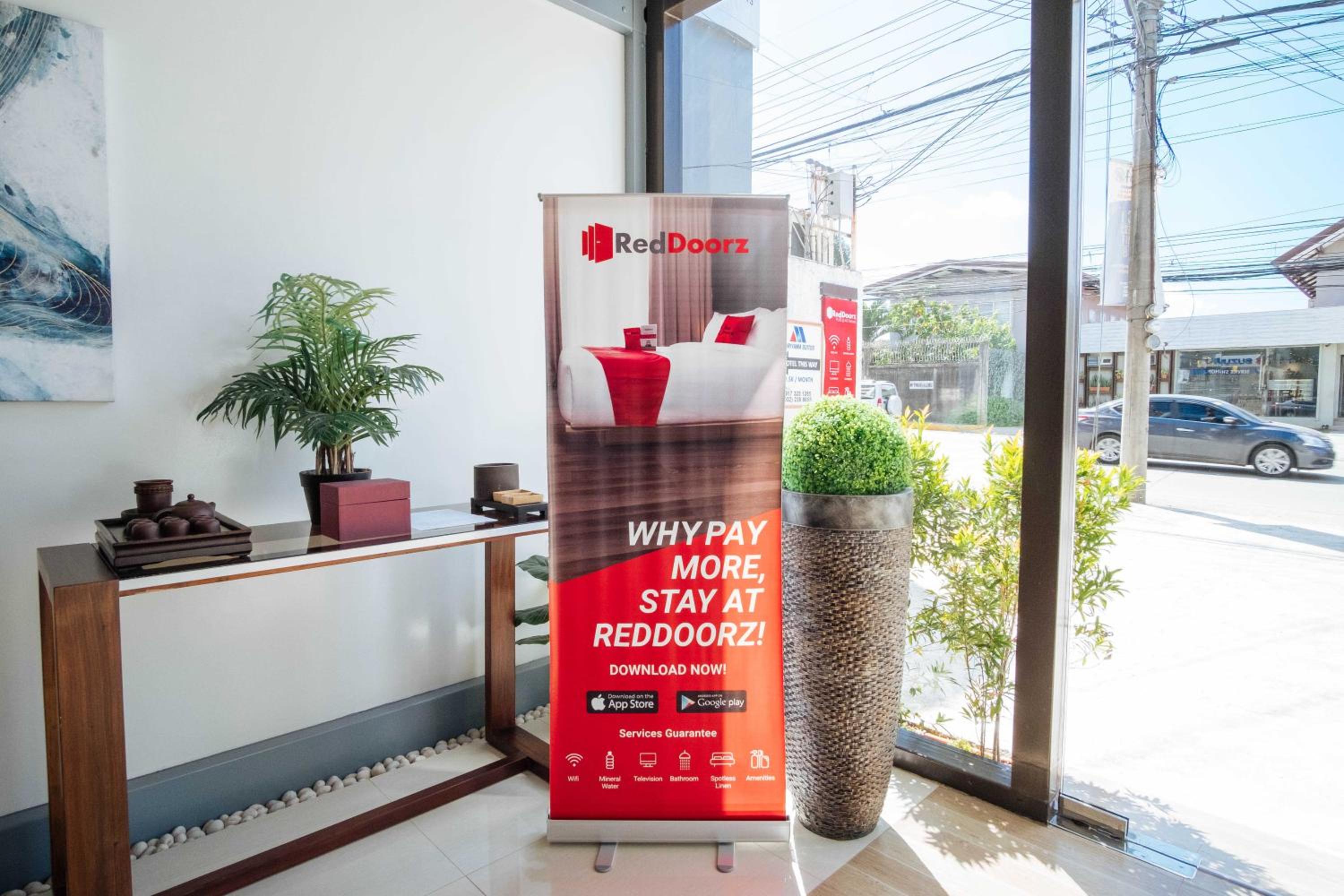 Фото RedDoorz Plus @ AS Fortuna Cebu