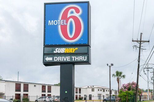 Гостиница Motel 6 New Orleans - Near Downtown