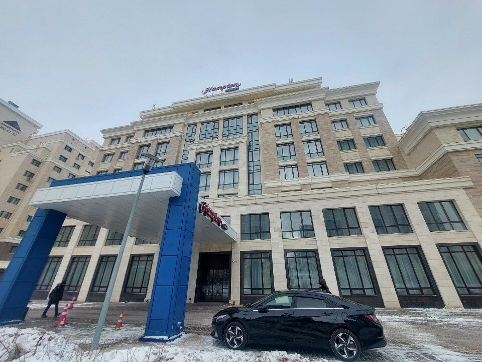 Фото Hampton by Hilton Astana Triumphal Arch