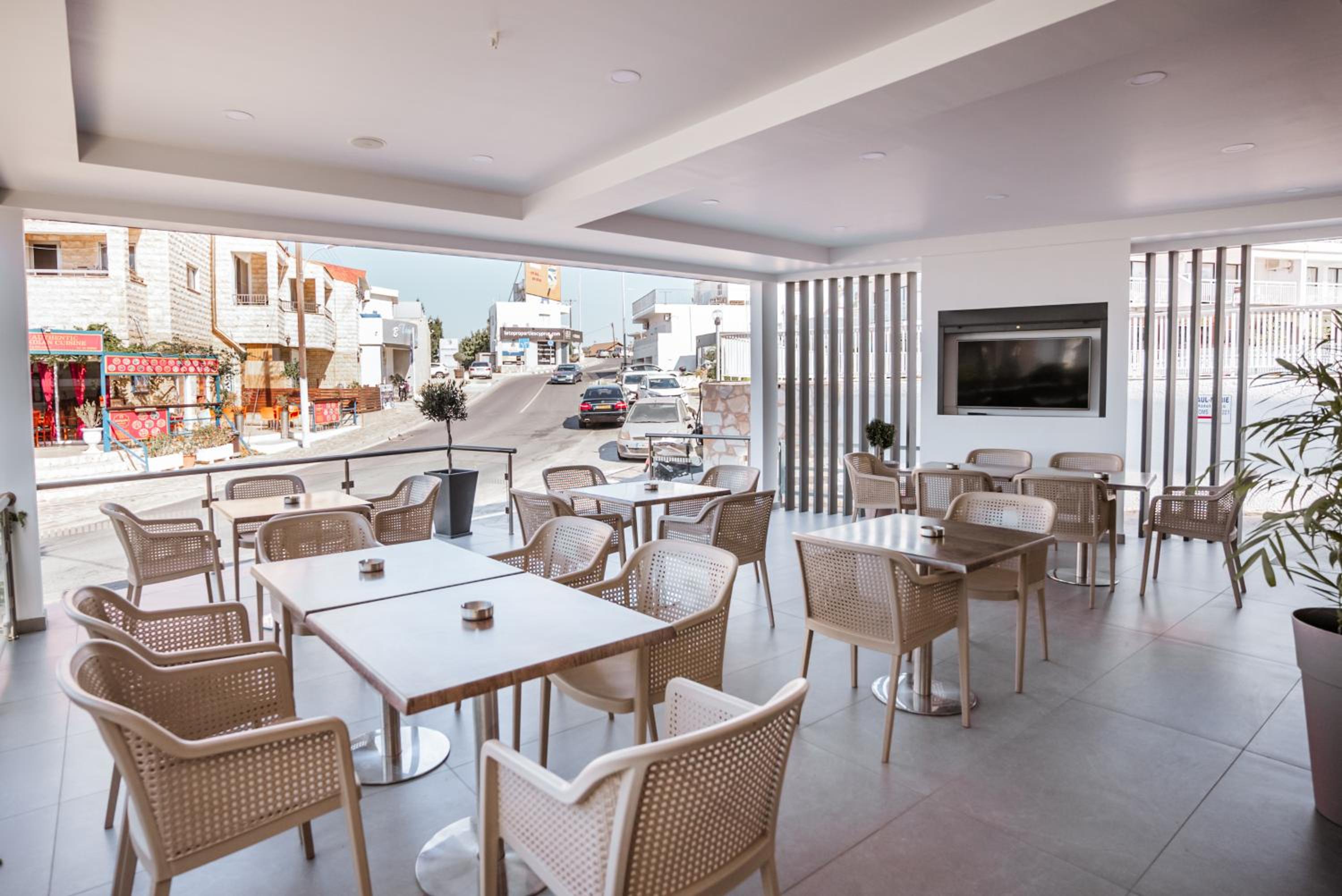 Фото Paul Marie Hotel Apartments