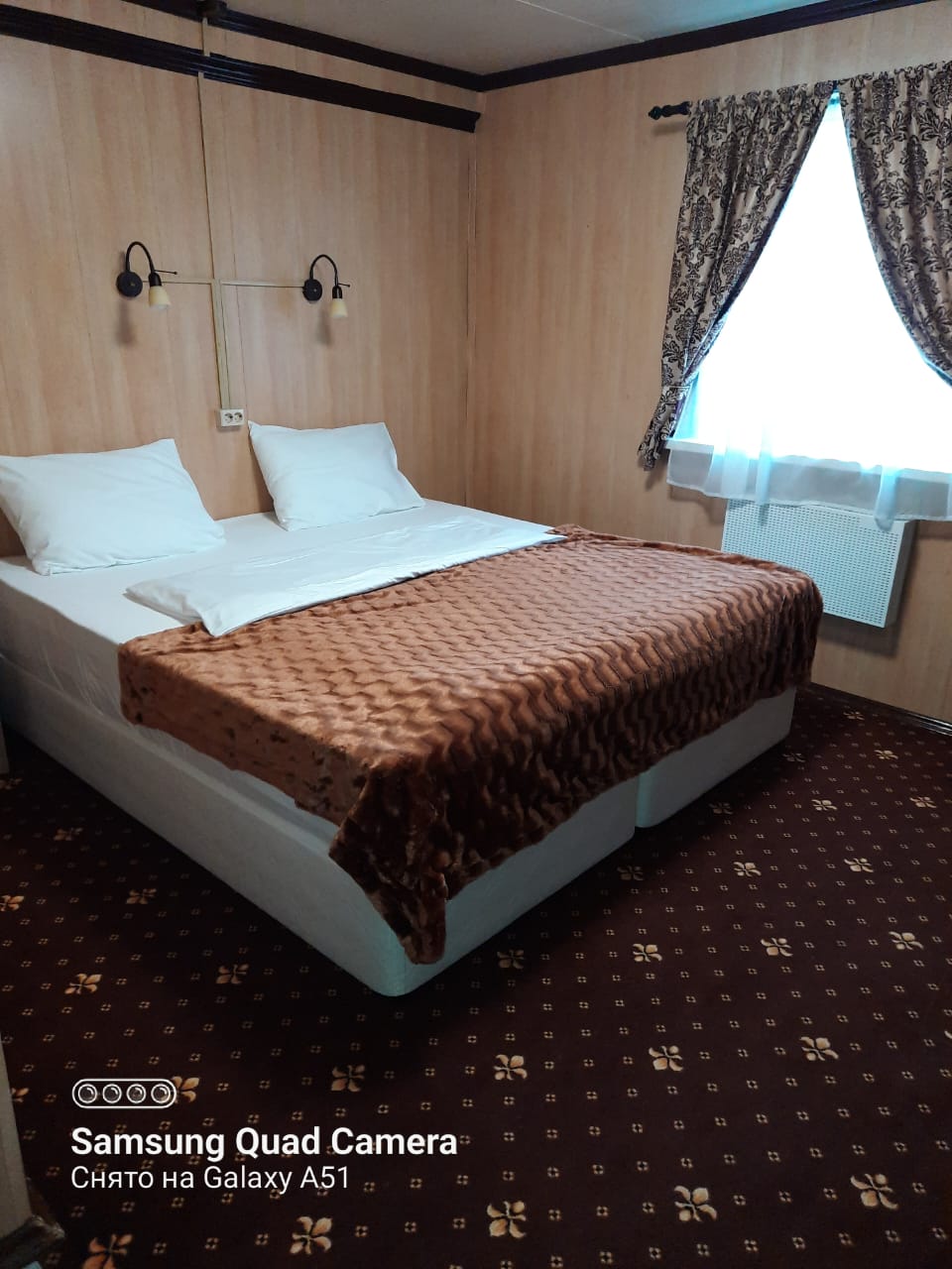 Фото Пеликен