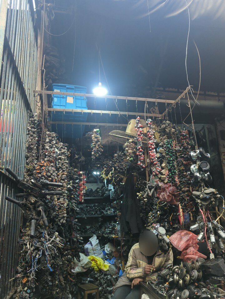 Car service, auto repair Majeed Autos, Lahore, photo