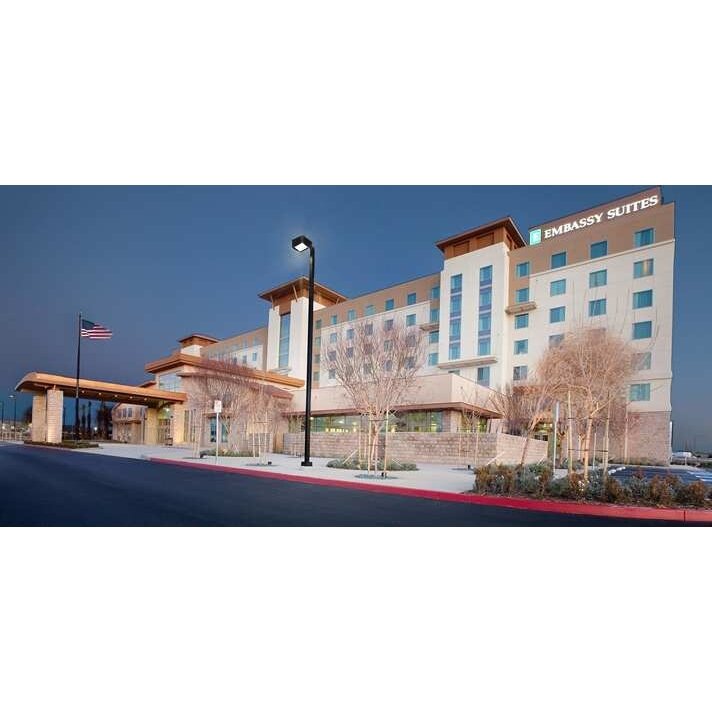 Гостиница Embassy Suites Palmdale в Палмдэйле