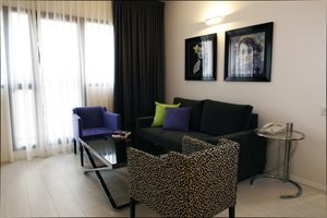 Хостел Best Western Regency Suites Hotel